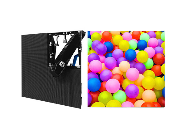 Outdoor rental screen